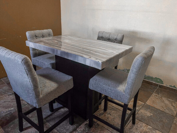 COMEDOR CON 4 BANCOS ADES GLEN FOSSIL