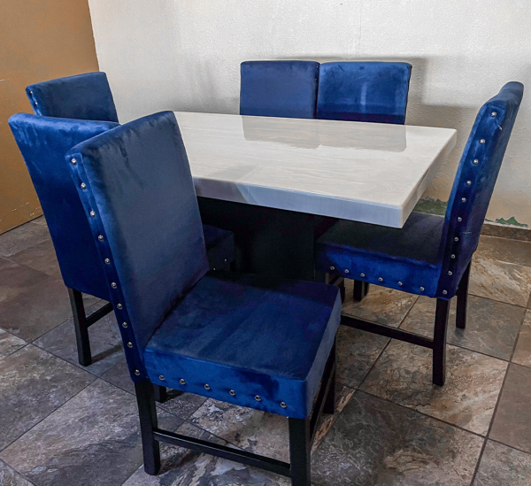COMEDOR CON 6 SILLAS SOFI TERCIOPELO AZUL