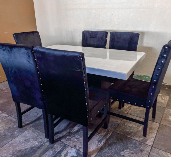 COMEDOR CON  6 SILLAS SOFI TERCIOPELO NEGRO