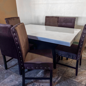 COMEDOR CON 6 SILLAS SOFI TERCIOPELO CHOCOLATE
