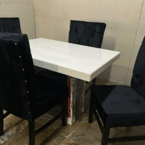 COMEDOR VICTORIA TERCIOPELO NEGRO 4 SILLAS